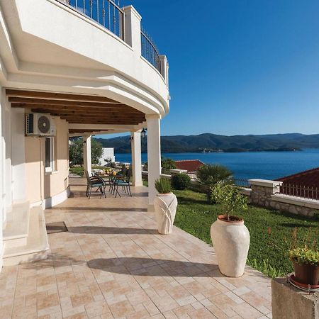 קלק Lovely Apartment In Komarna With House Sea View מראה חיצוני תמונה